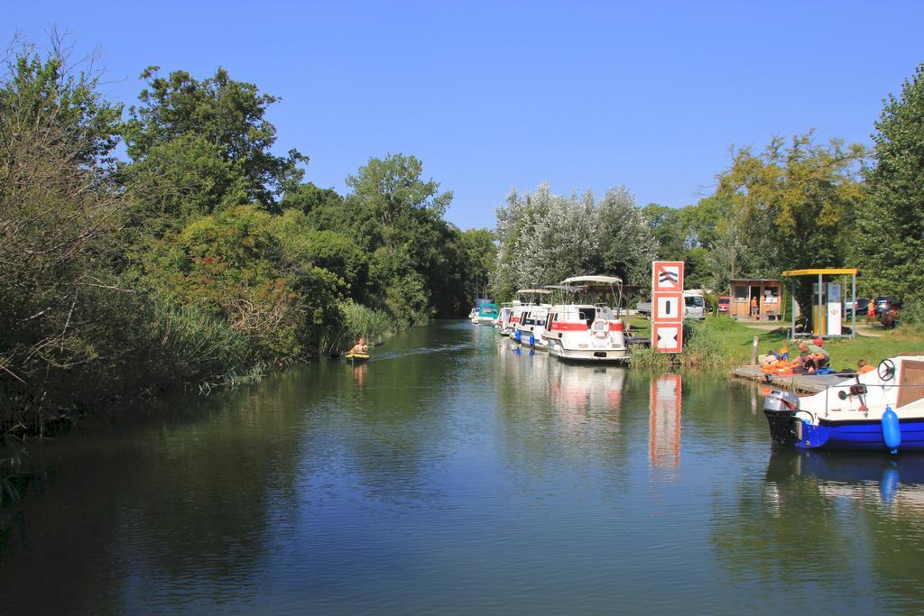 Mueritzparadies - Feriendorf Alte Fahrt Rechlin Exterior foto